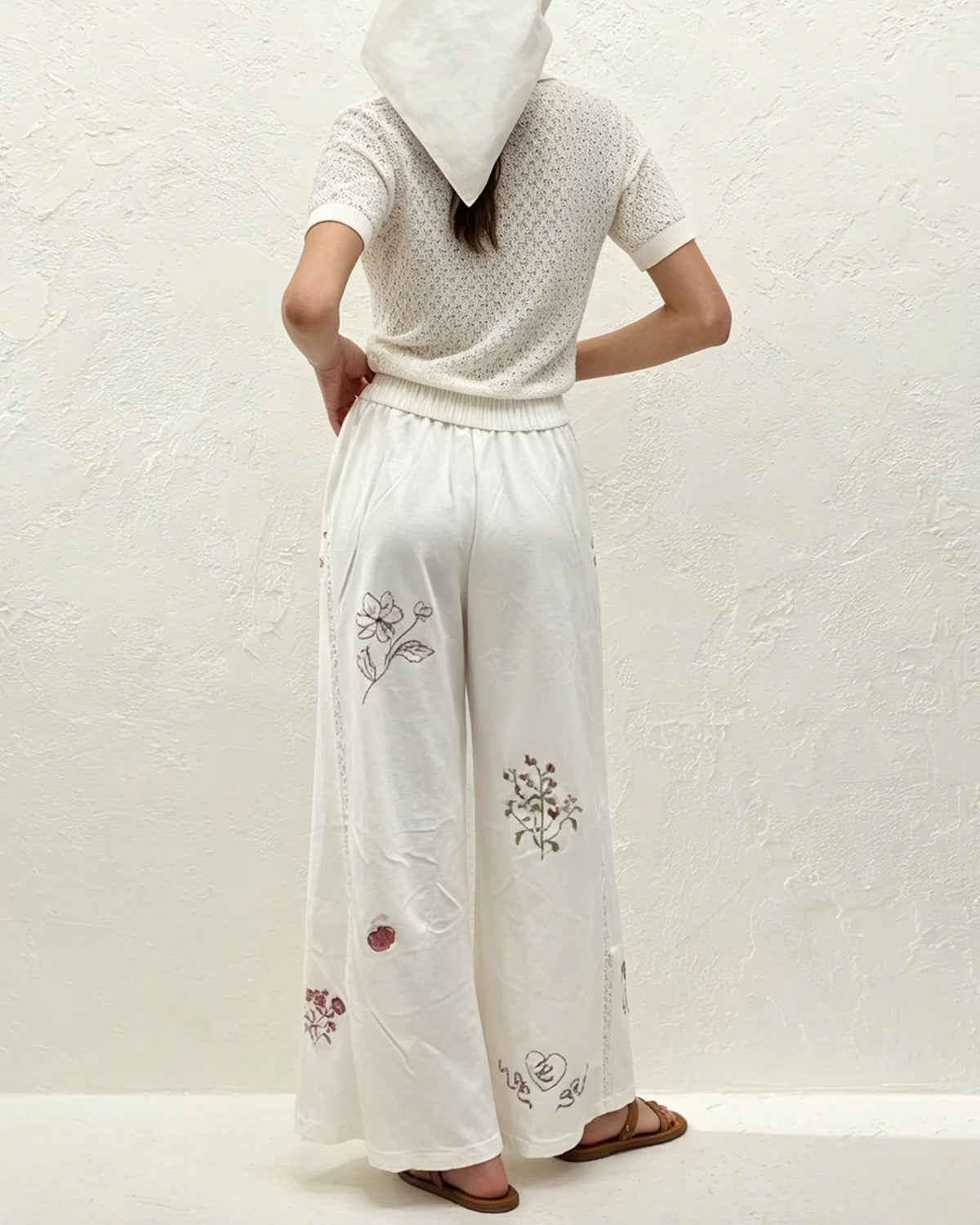 White Floral Embroidery Straight Pants