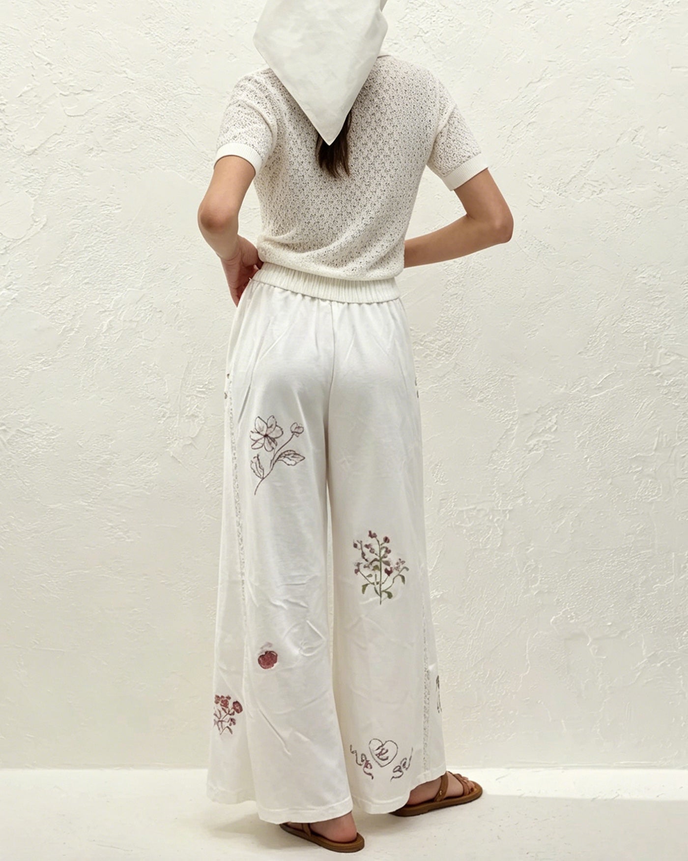 White Floral Embroidery Straight Pants