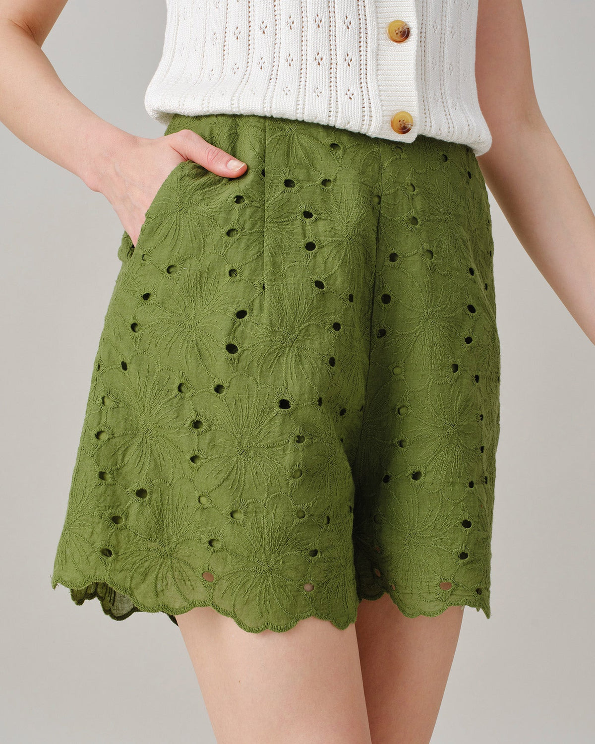 Green Cut Out Embroidery Pockets Shorts