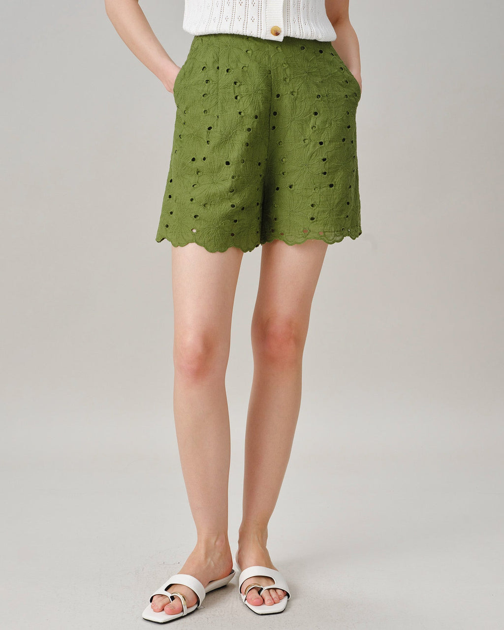 Green Cut Out Embroidery Pockets Shorts
