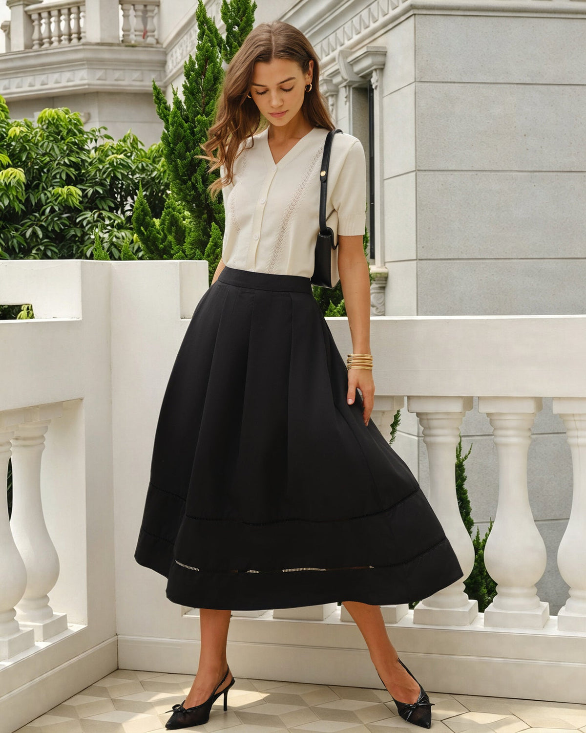 Black Solid Pockets A-Line Midi Skirt