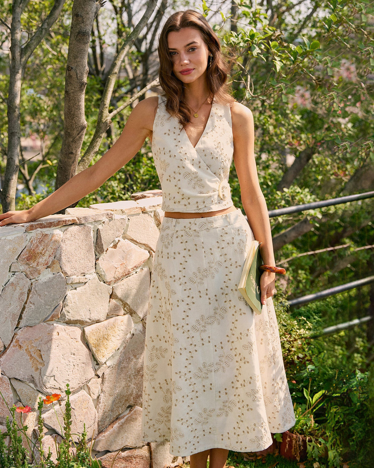 Beige Embroidery Midi Skirt
